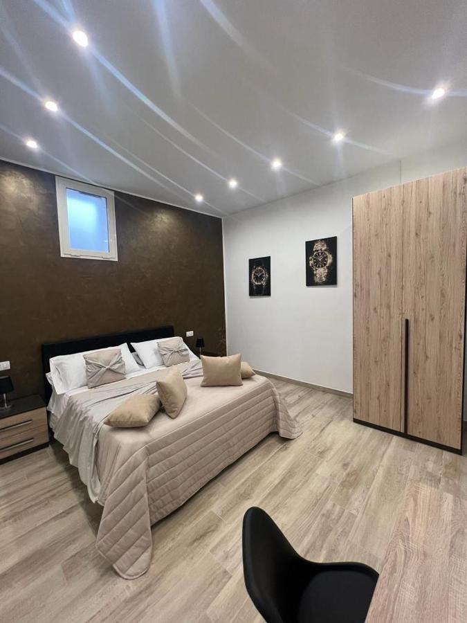 فندق Goldenhouse نابولي المظهر الخارجي الصورة