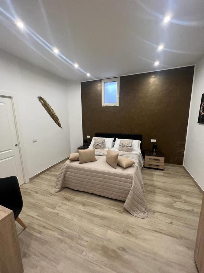 فندق Goldenhouse نابولي المظهر الخارجي الصورة